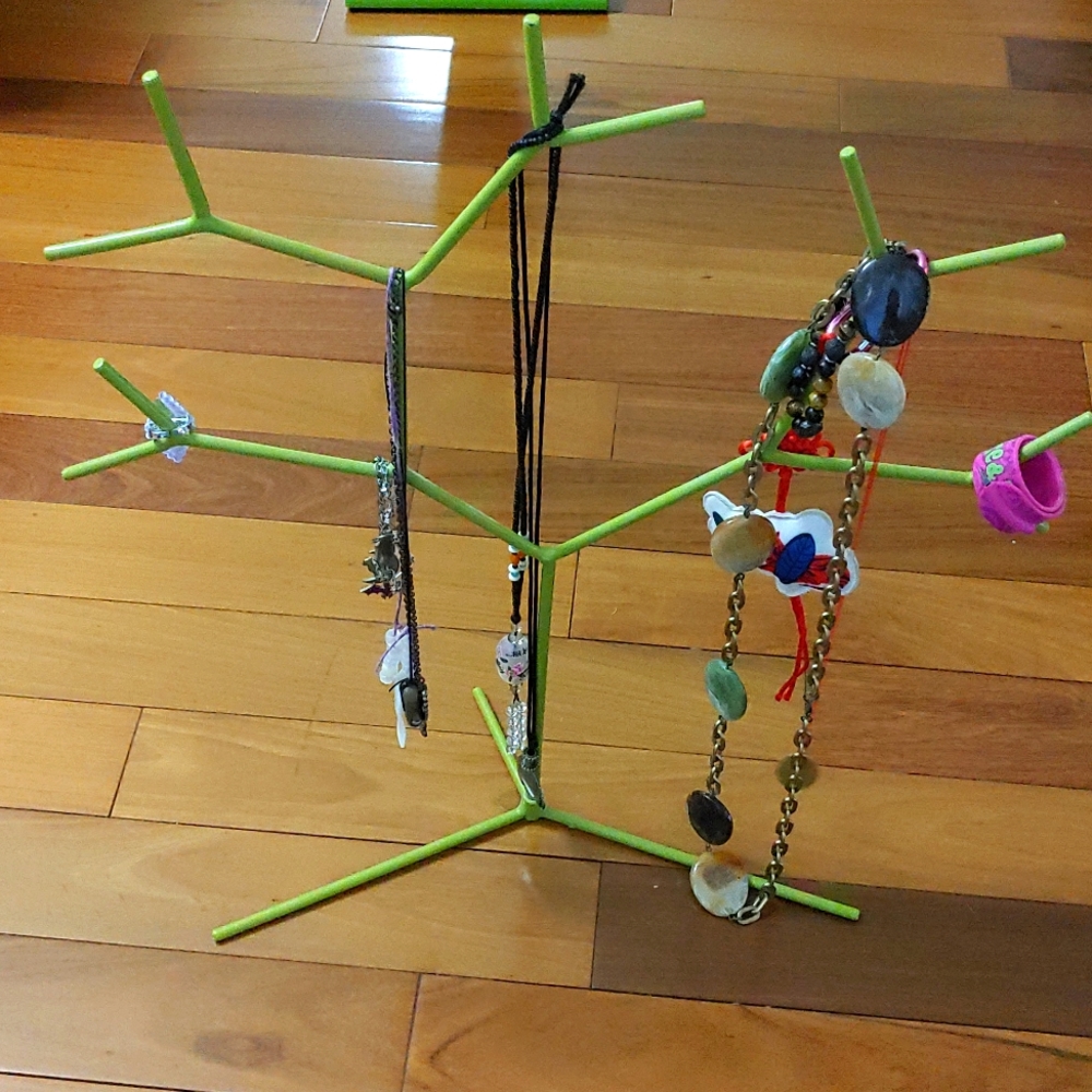 Green Jewelry Tree / Jewelry Organizer